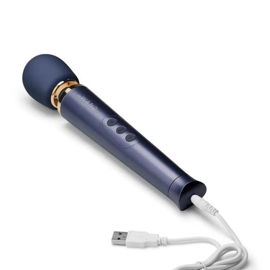 Le Wand Petite Rechargeable Massager - Field Day Boutique