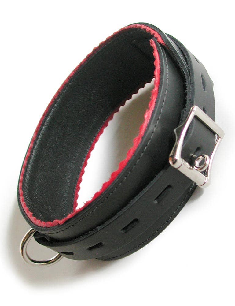 Scalloped Edge Leather Locking Collar Small
