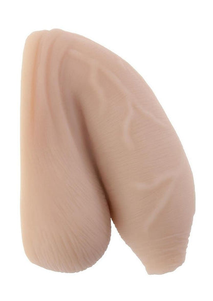 Gender X Uncircumcised Packer