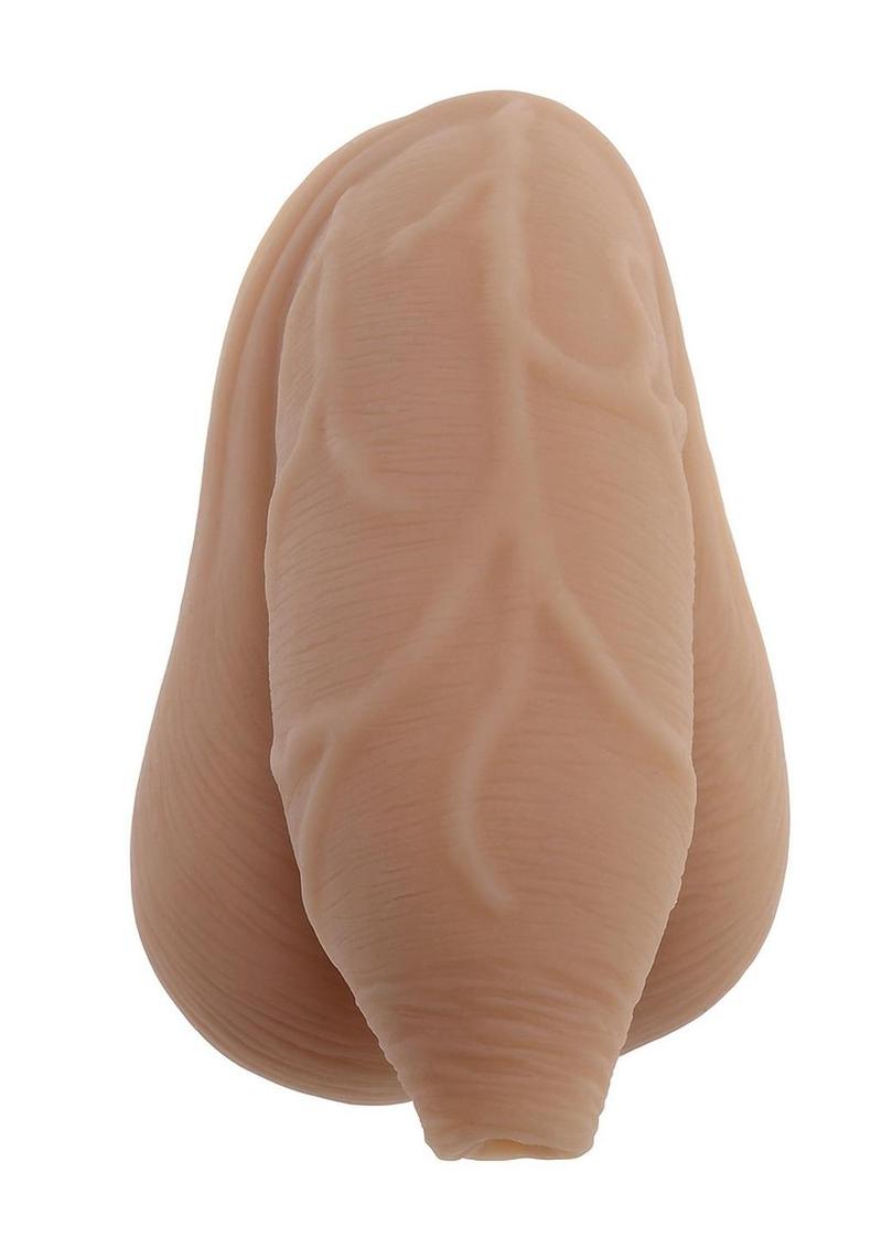 Gender X Uncircumcised Packer